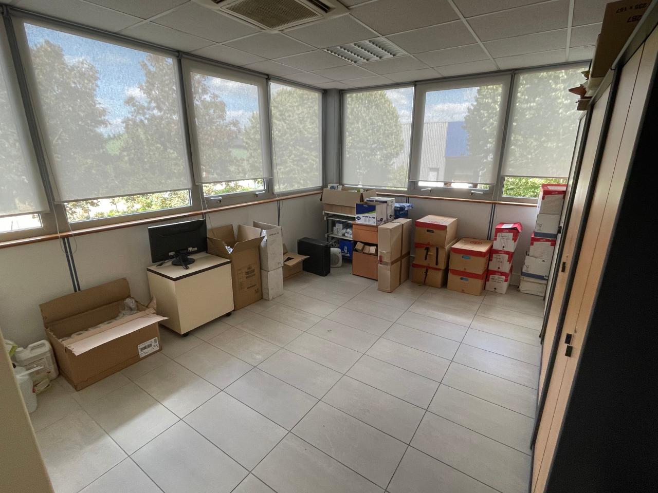 Local d'activité Plessis-Bouchard 1934m² Vente local d'activité Plessis-Bouchard Val-d'Oise OVACT2533541 11